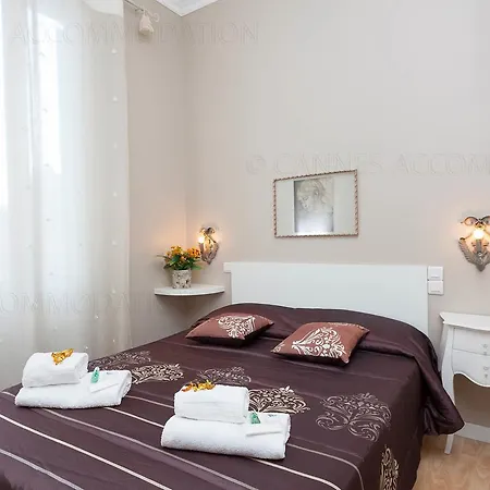 Feliz Apartment